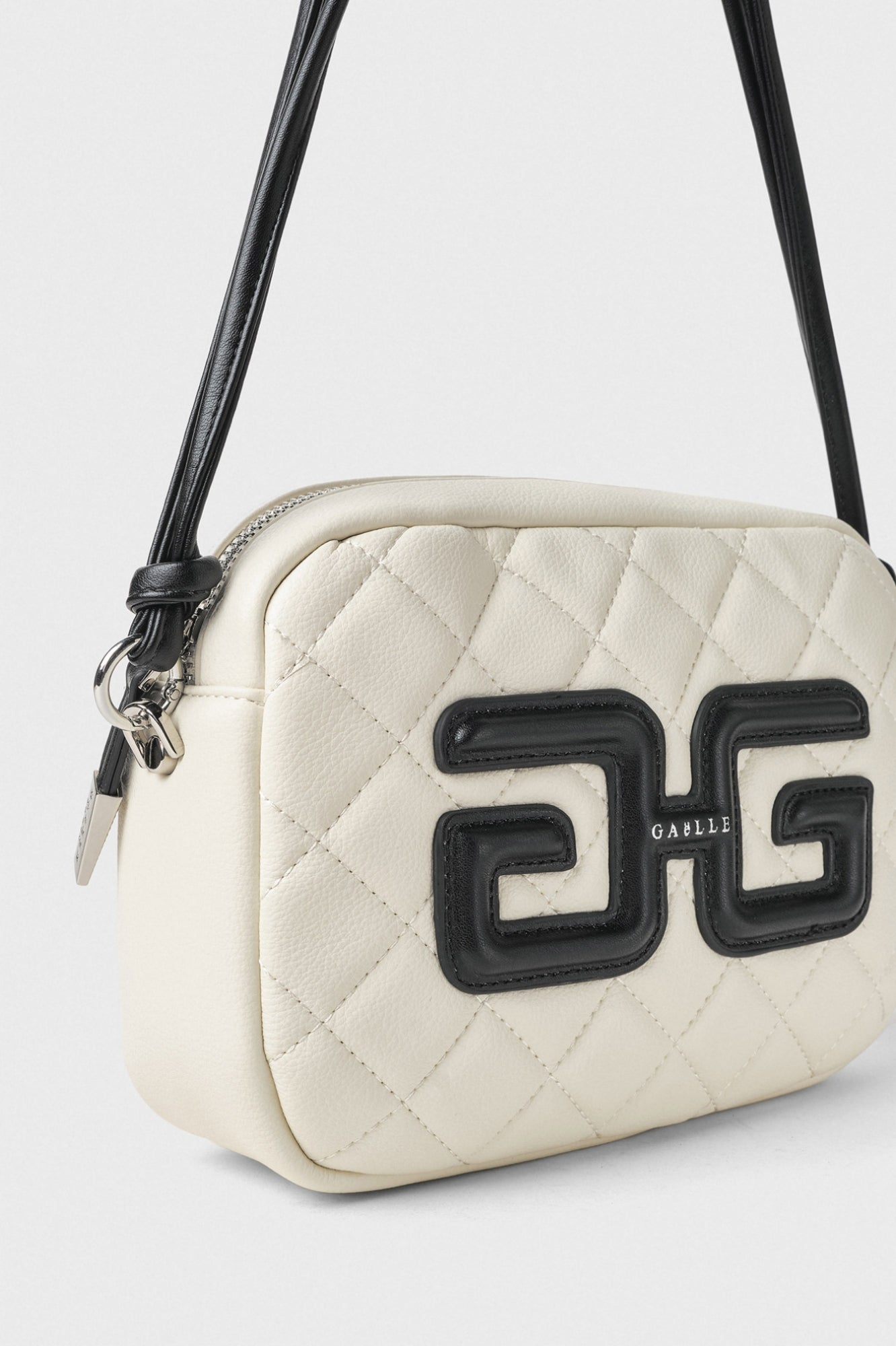 Gaëlle - regular camera bag matelassè e maxi patch double g liscio