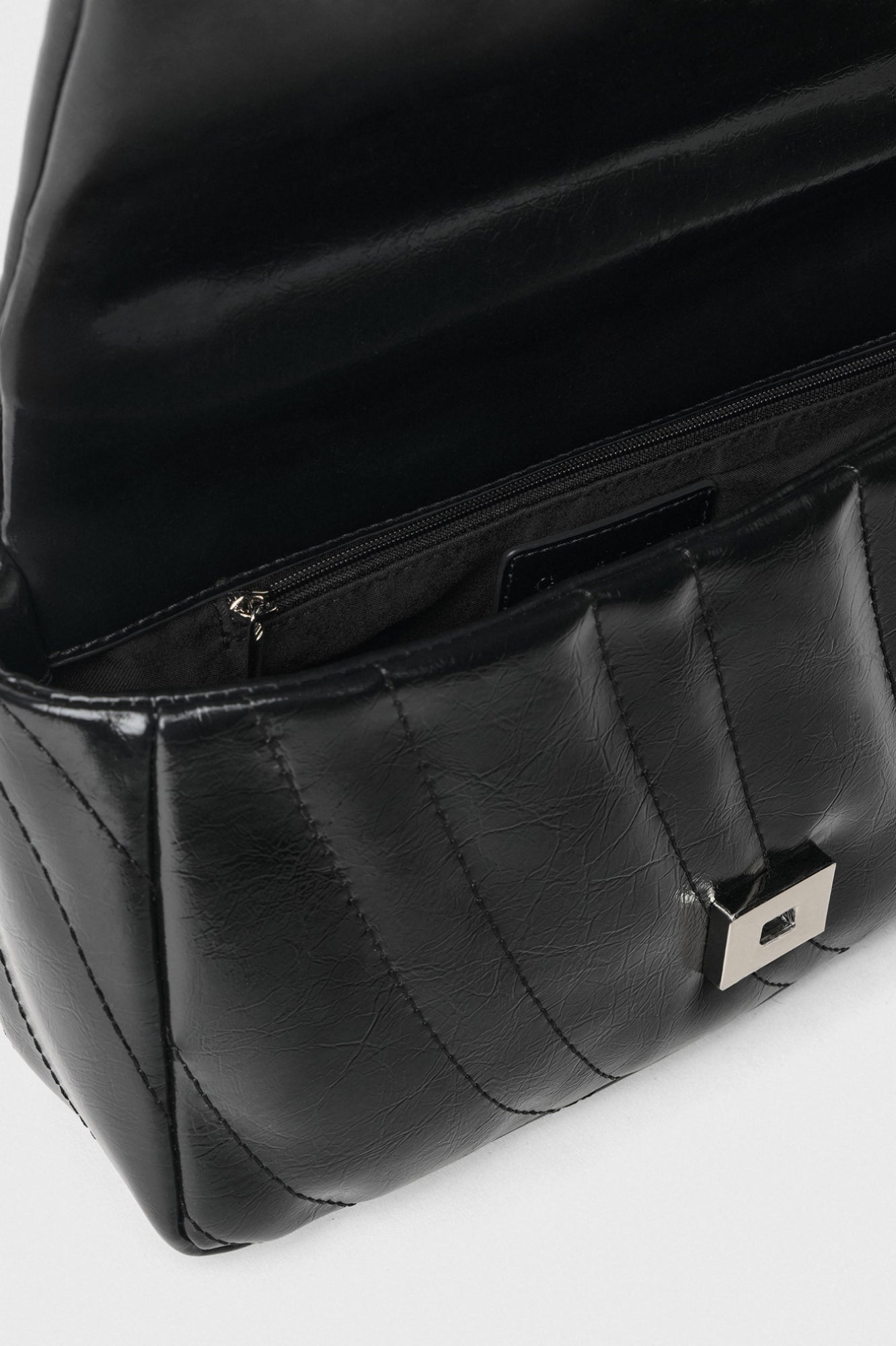 Gaëlle - regular shoulder strap matelassè in diagonale