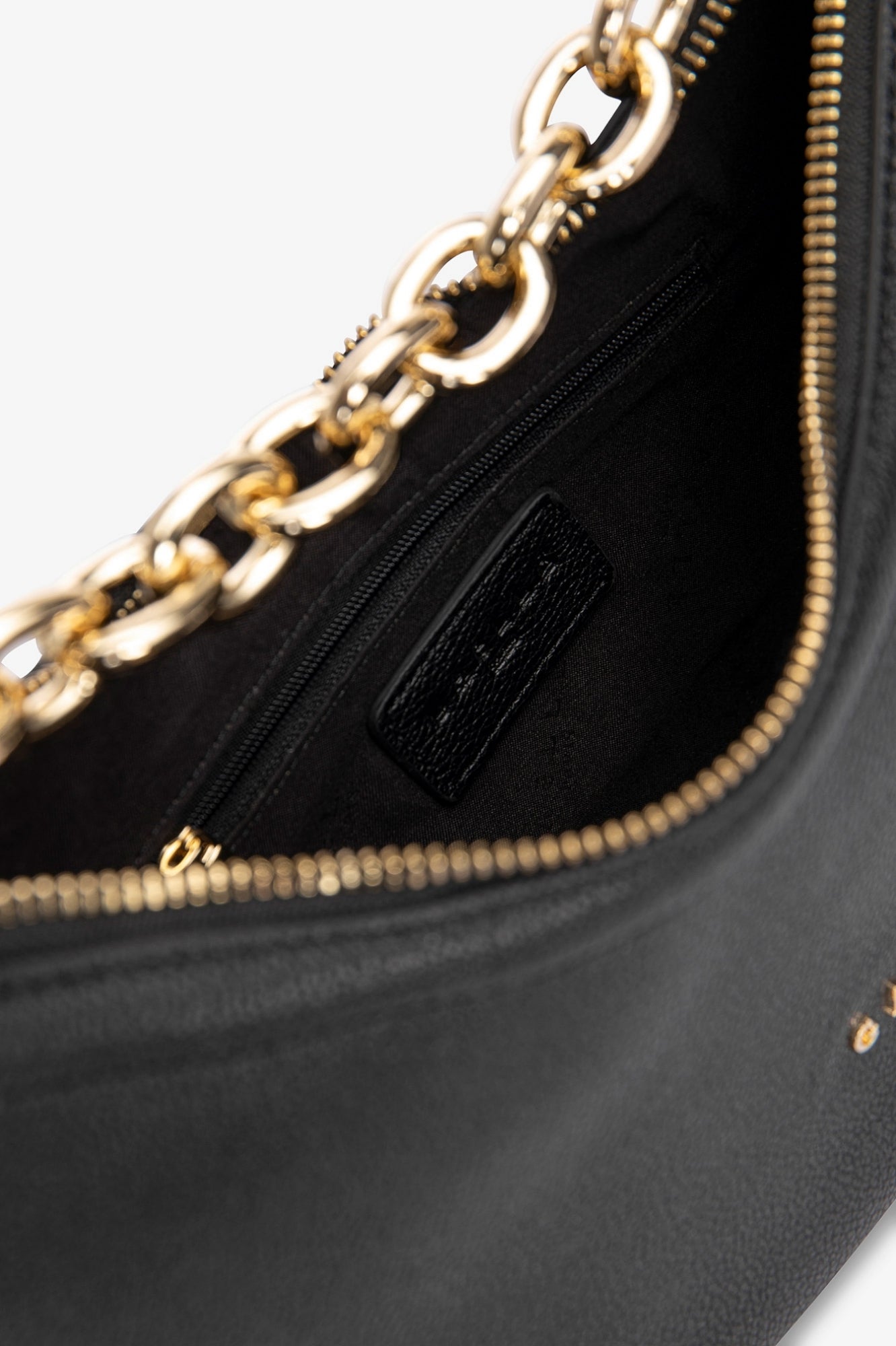 Gaelle- Mini moon bag essential