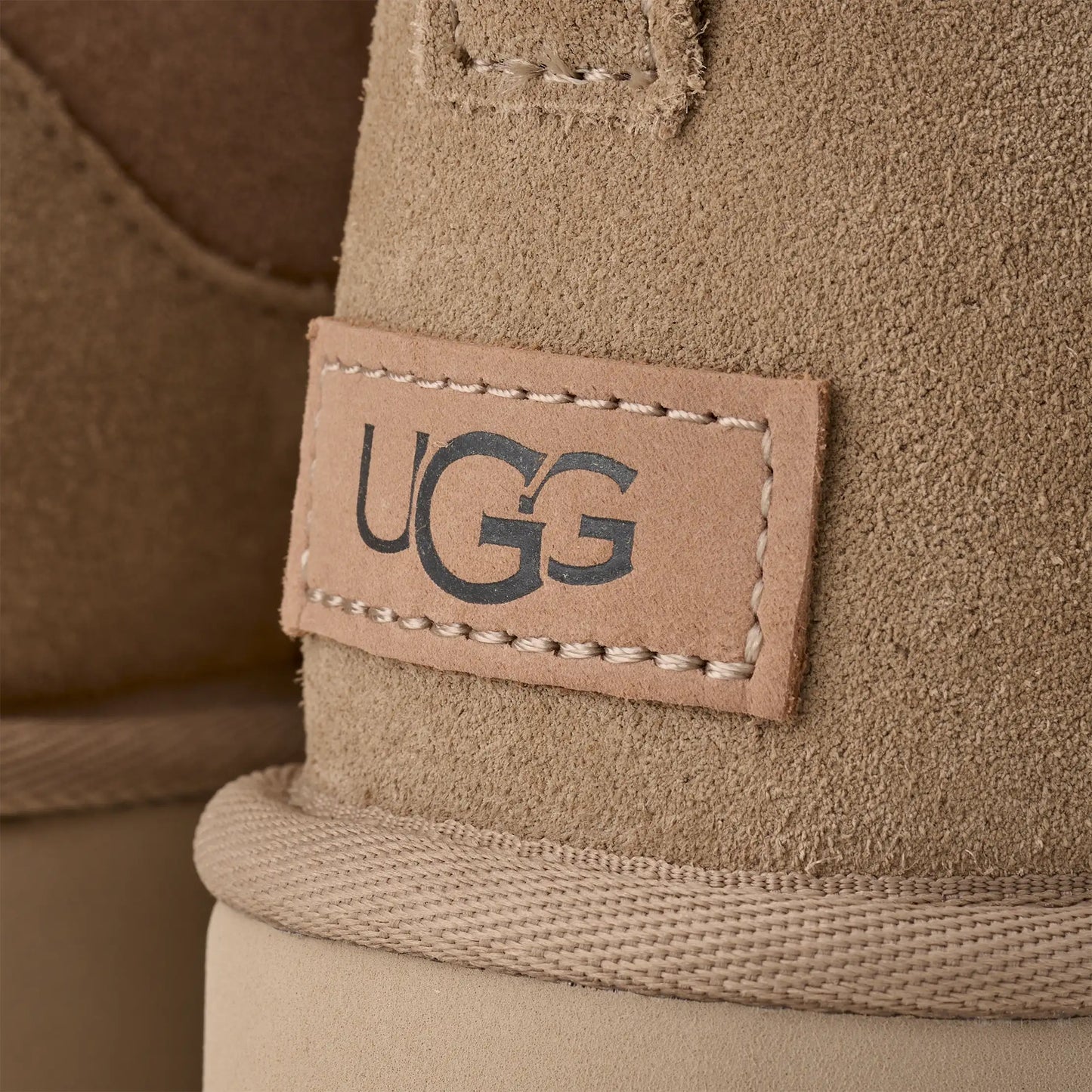 Ugg - classic ultra mini