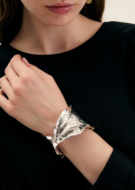 Nali bracciale intrecci sinuoso