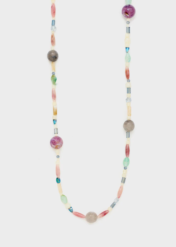 Nali -collana lunga in resina con sfere