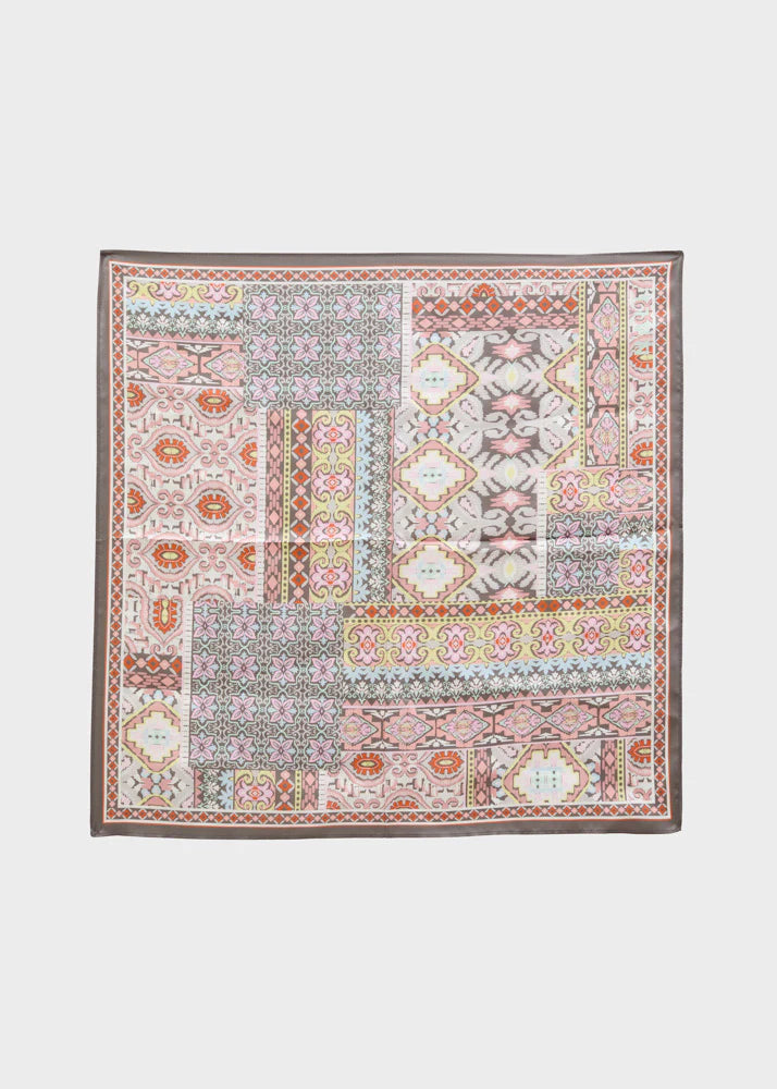 Nali -  foulard in seta fantasia floreale