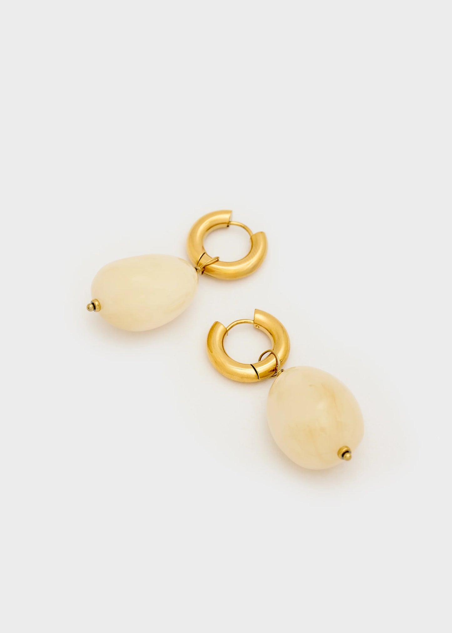 Nali - orecchini chiara ovali resina