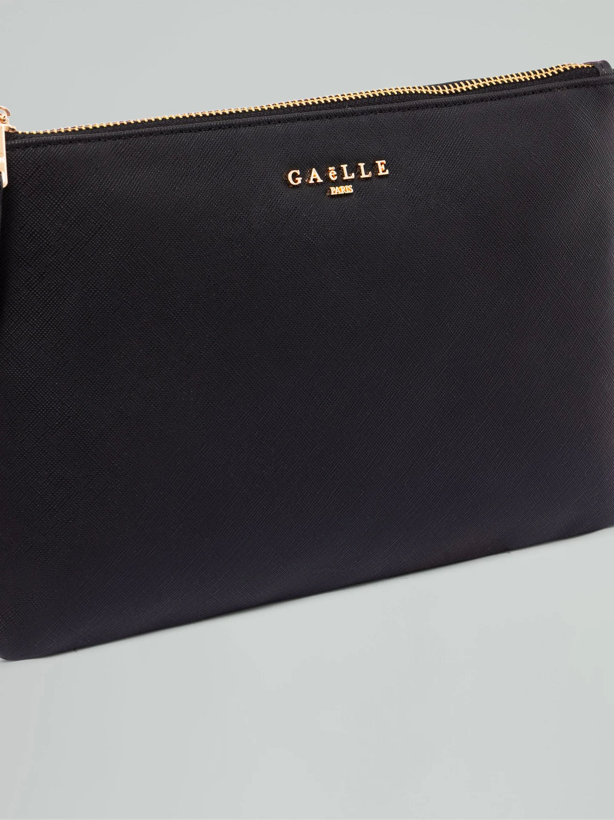 Gaëlle -  Regular pochette essential saffiano