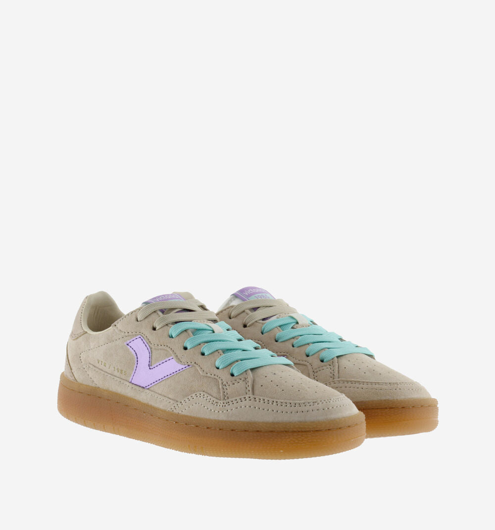 Victoria- smash suede