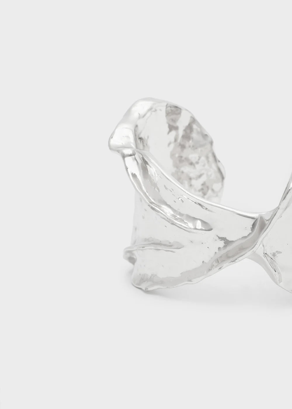 Nali bracciale intrecci sinuoso