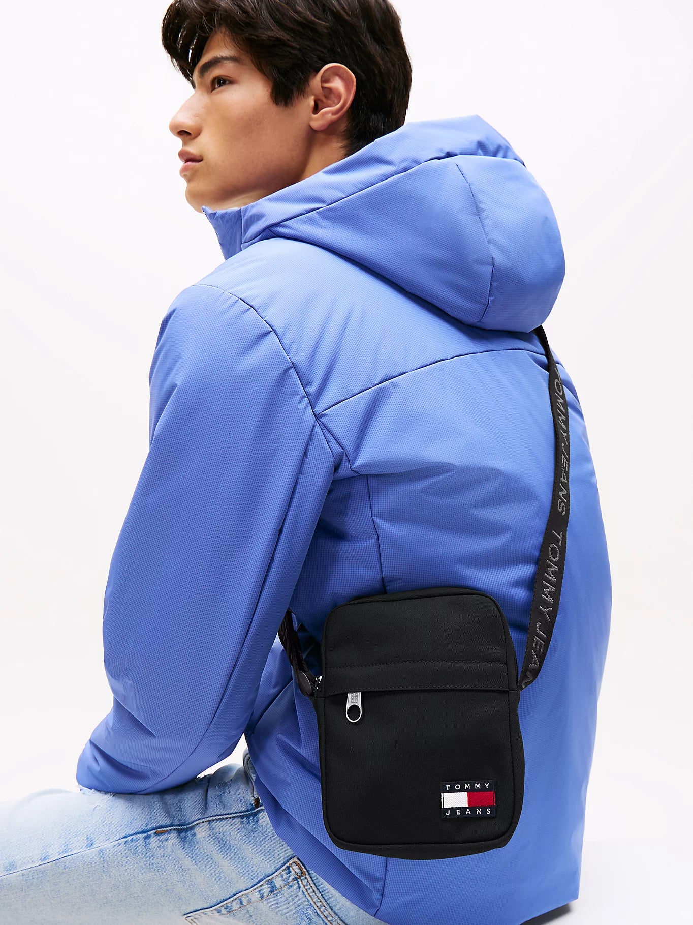 Tommy hilfiger - Borsa reporter Essential con logo ripetuto