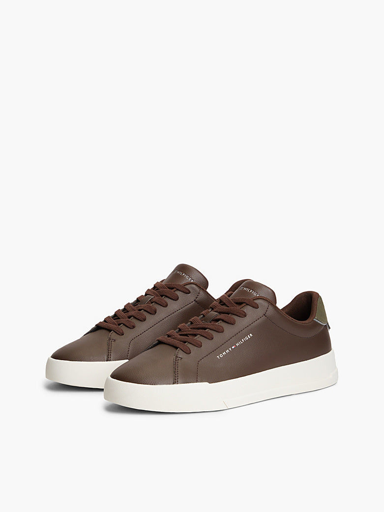 Tommy Hilfiger - Sneakers sportive con pelle e retro a contrasto