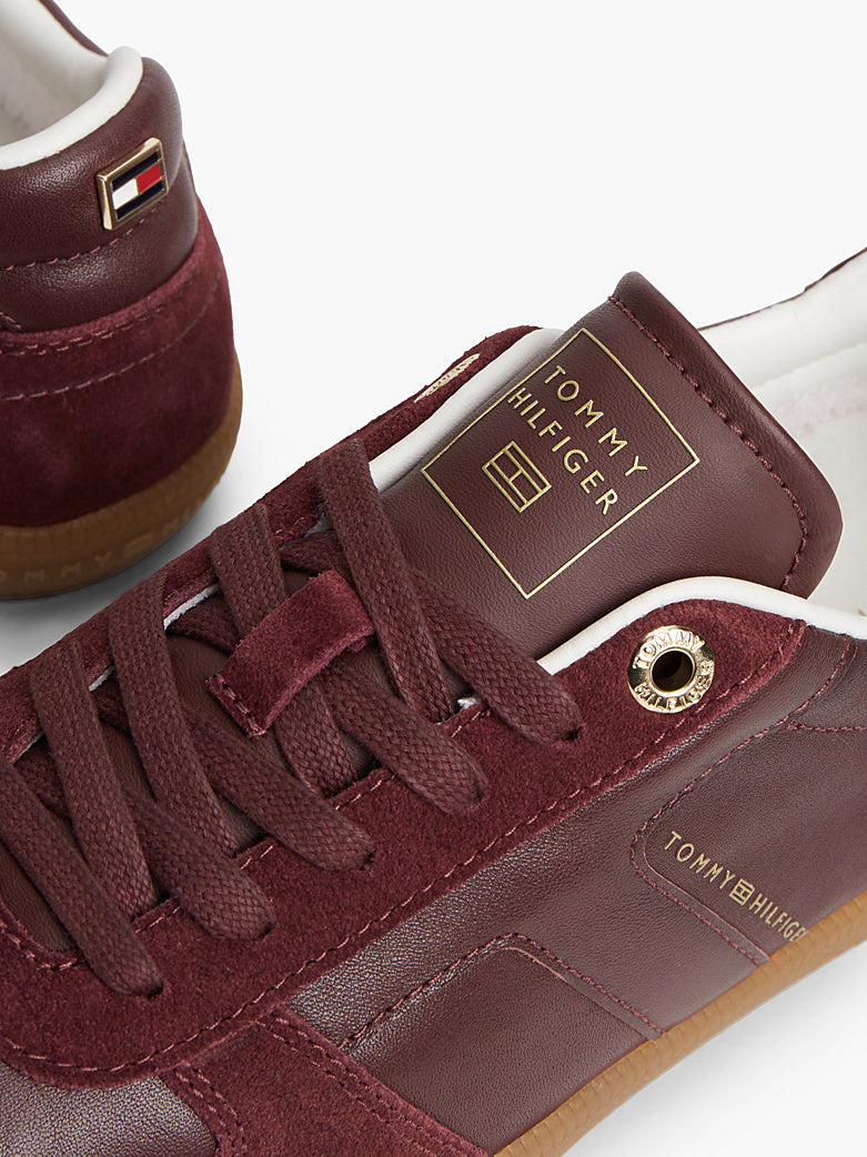 Tommy Hilfiger - Sneakers TH Tribeca in pelle con mix di texture e bandierina