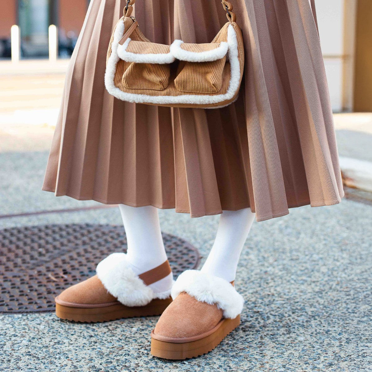 Colors of California - Yuro Sheepskin Slipper con fodera montone