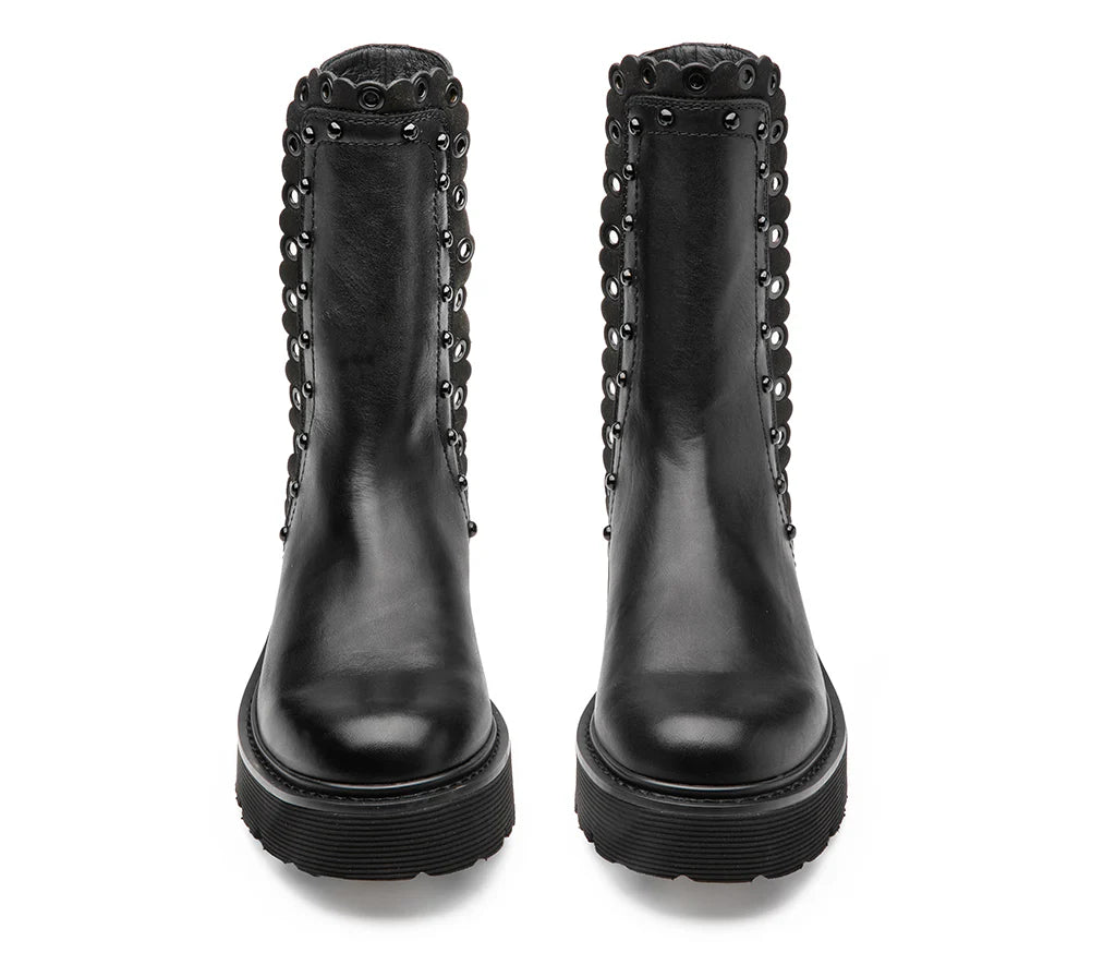 Cult - slash 4592 Beatles w leather