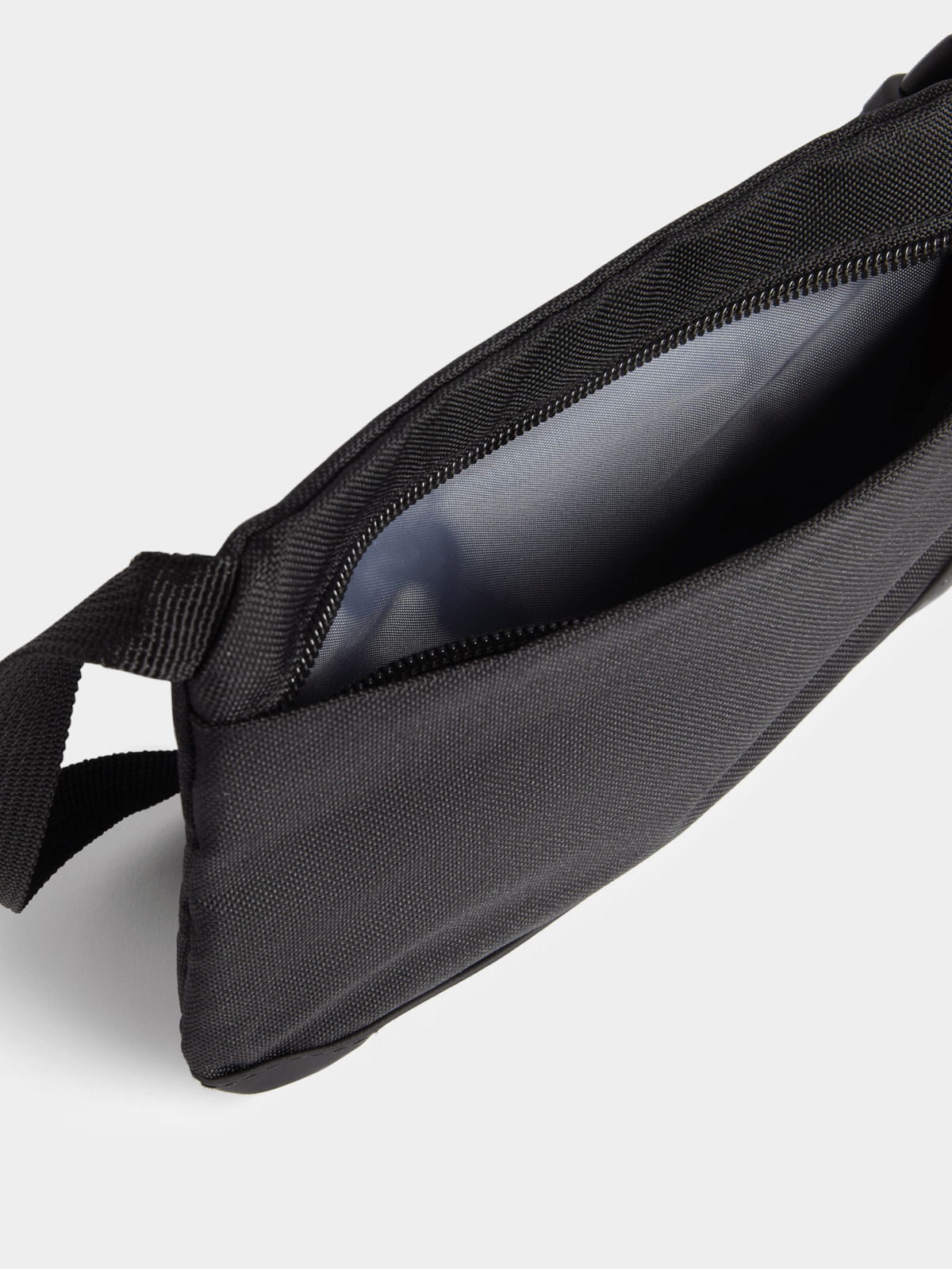New Balance - Essential Sling Bag