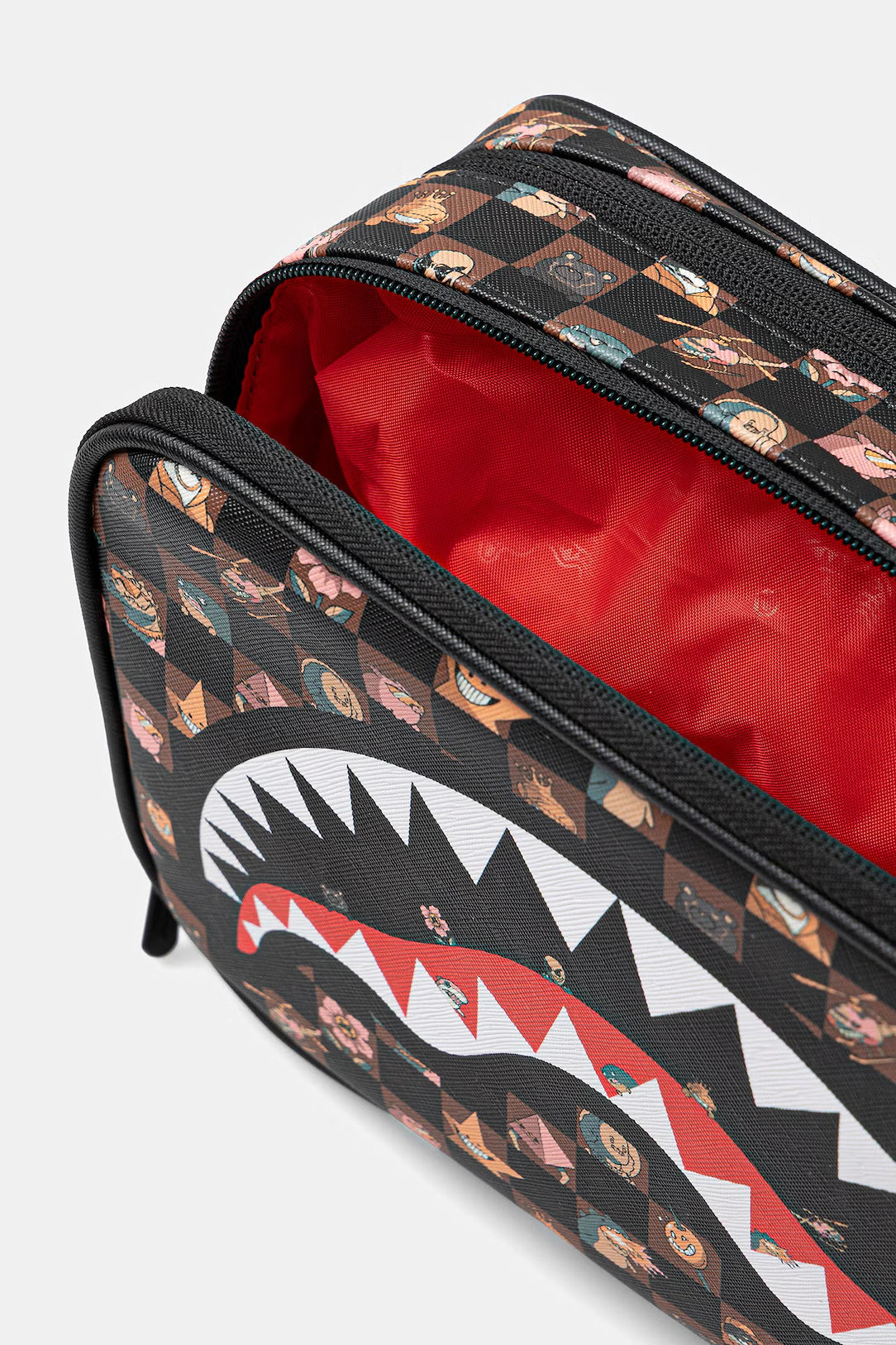 Sprayground - PEEKING CHARACTERS REMIX TOILETRY