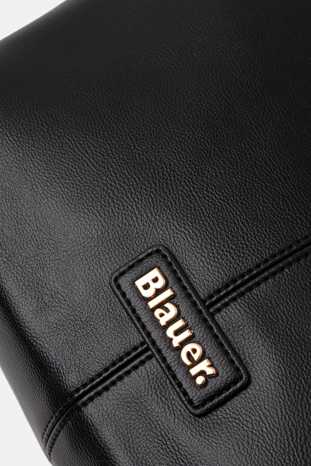 Blauer-  RAMA01