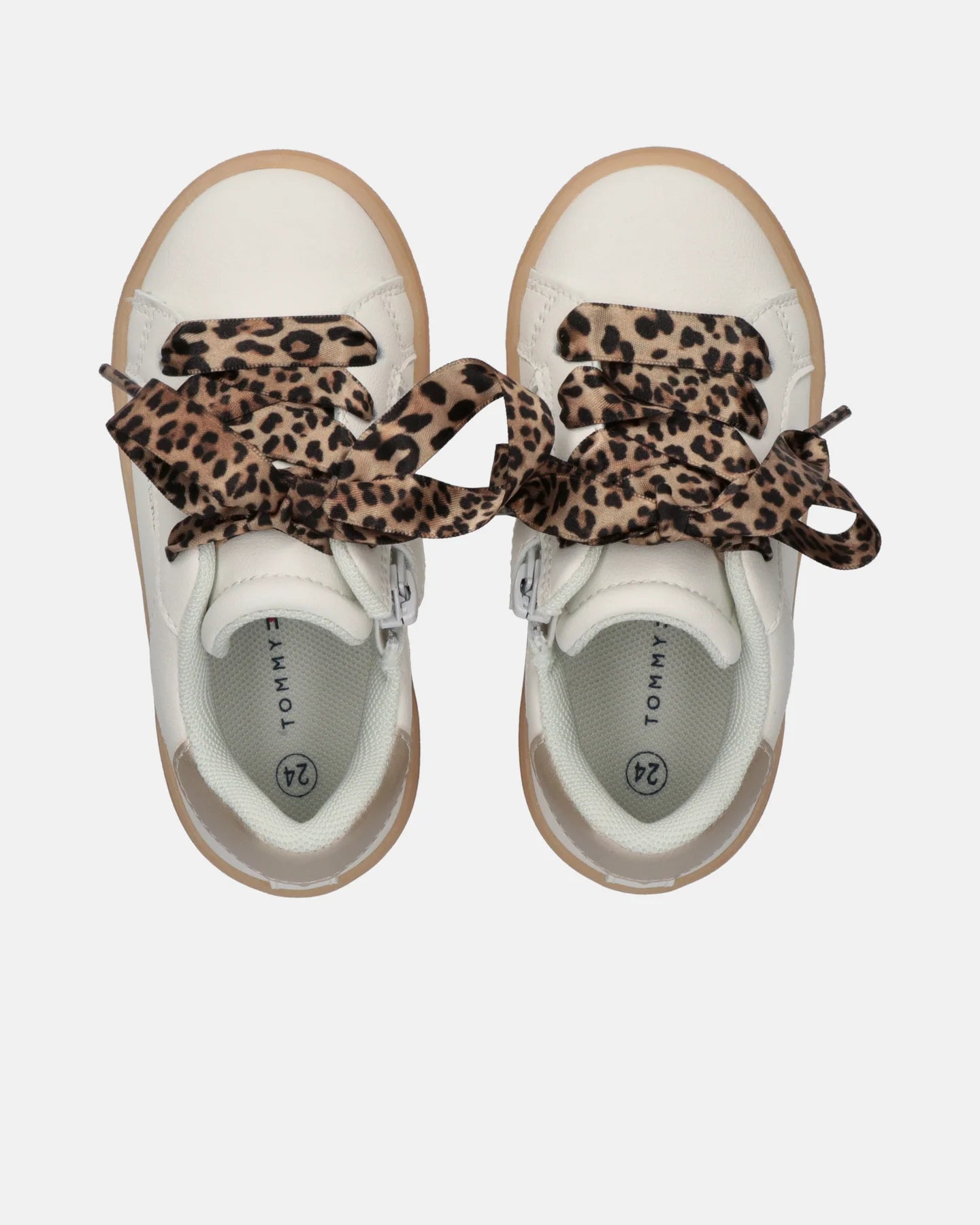 Tommy Hilfiger- low cut lace up