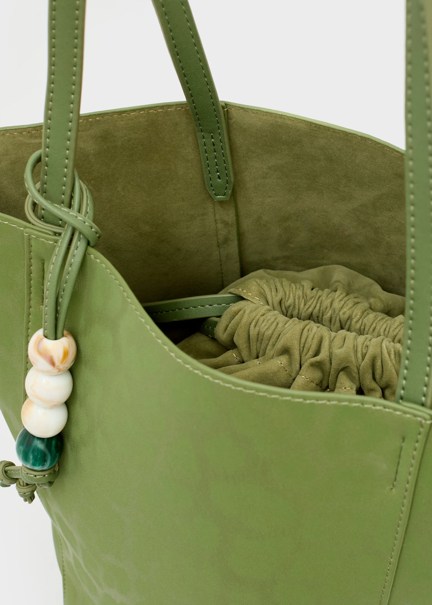 Nali -  borsa perth a spalla con ciondoli