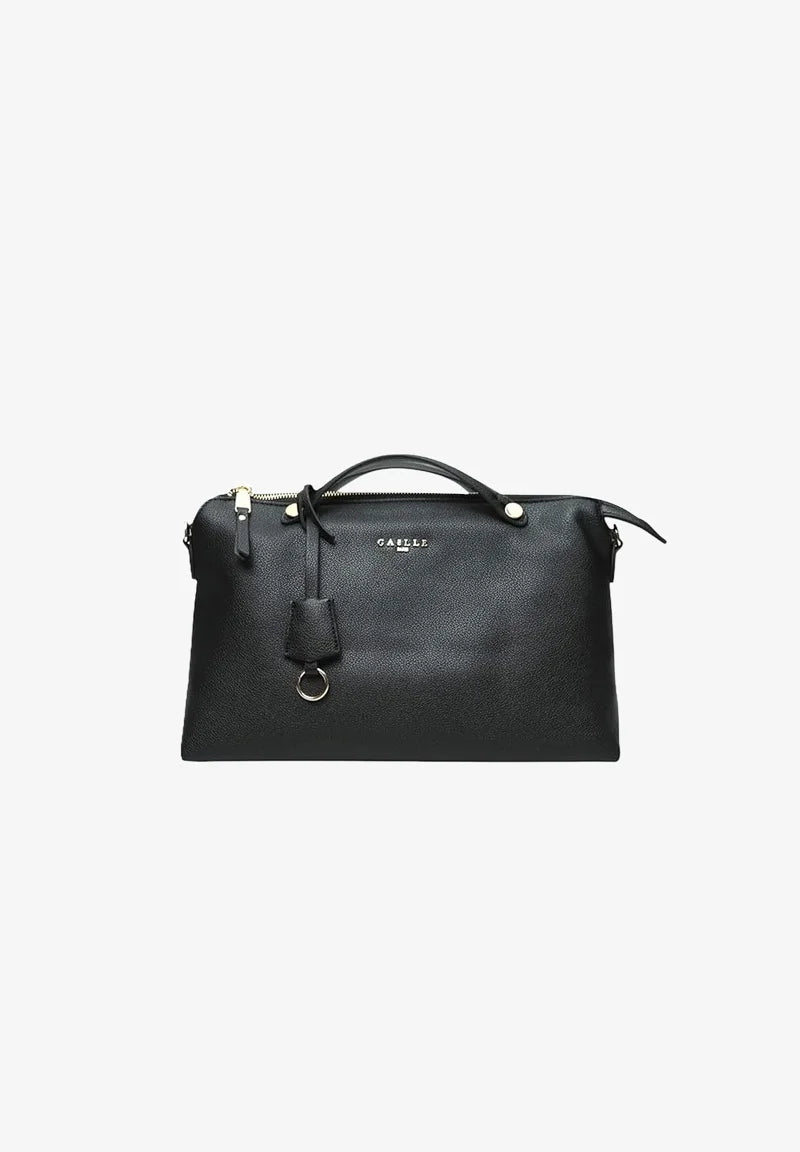 Gaelle- regular duffle essential