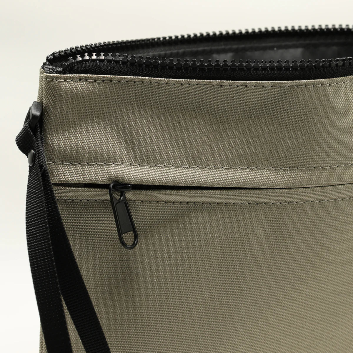 Blauer- THIN01